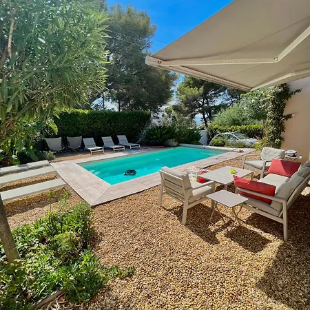 De Charme Avec Piscine à Proximité Des Plages Villa